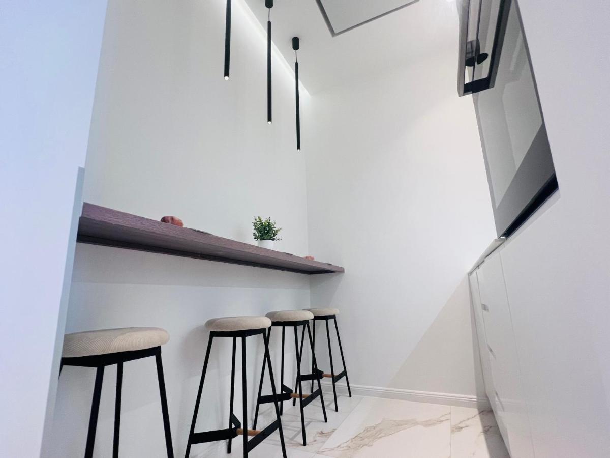 וינה Zeus Design Apartment Schlosspark Schoenbrunn מראה חיצוני תמונה