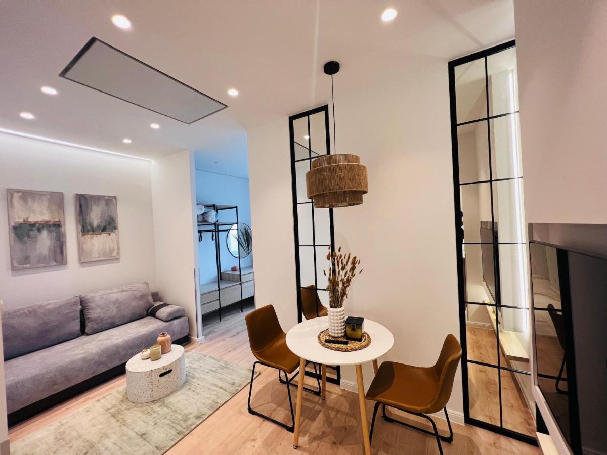 וינה Zeus Design Apartment Schlosspark Schoenbrunn מראה חיצוני תמונה