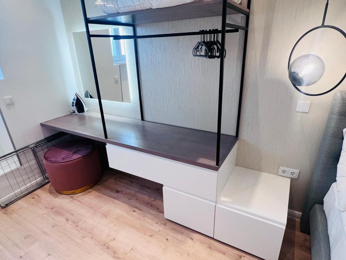 וינה Zeus Design Apartment Schlosspark Schoenbrunn מראה חיצוני תמונה