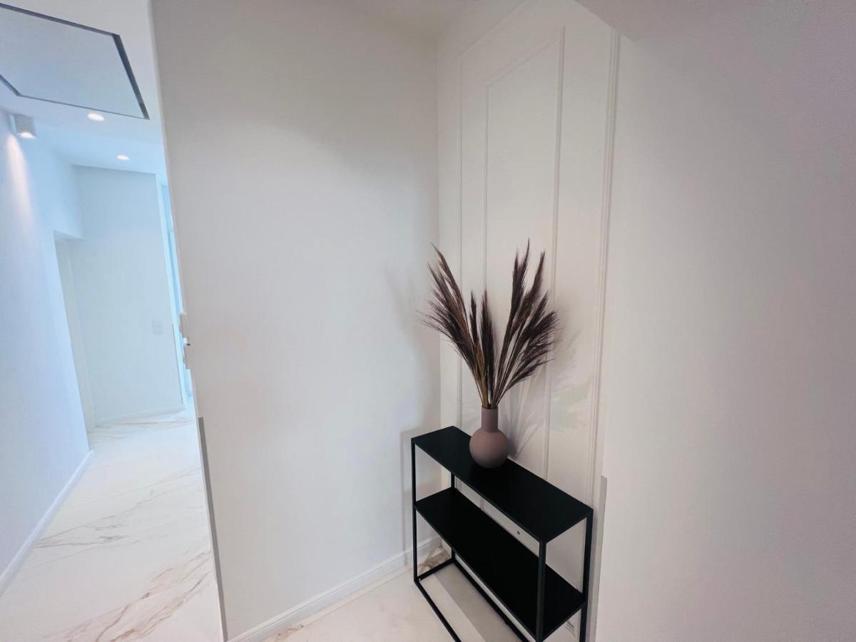 וינה Zeus Design Apartment Schlosspark Schoenbrunn מראה חיצוני תמונה